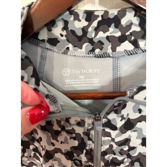 T by Talbots Mint Gray & Black Camo Quarter Zip Fitted Pullover sz MP NWOT - Picture 4 of 7
